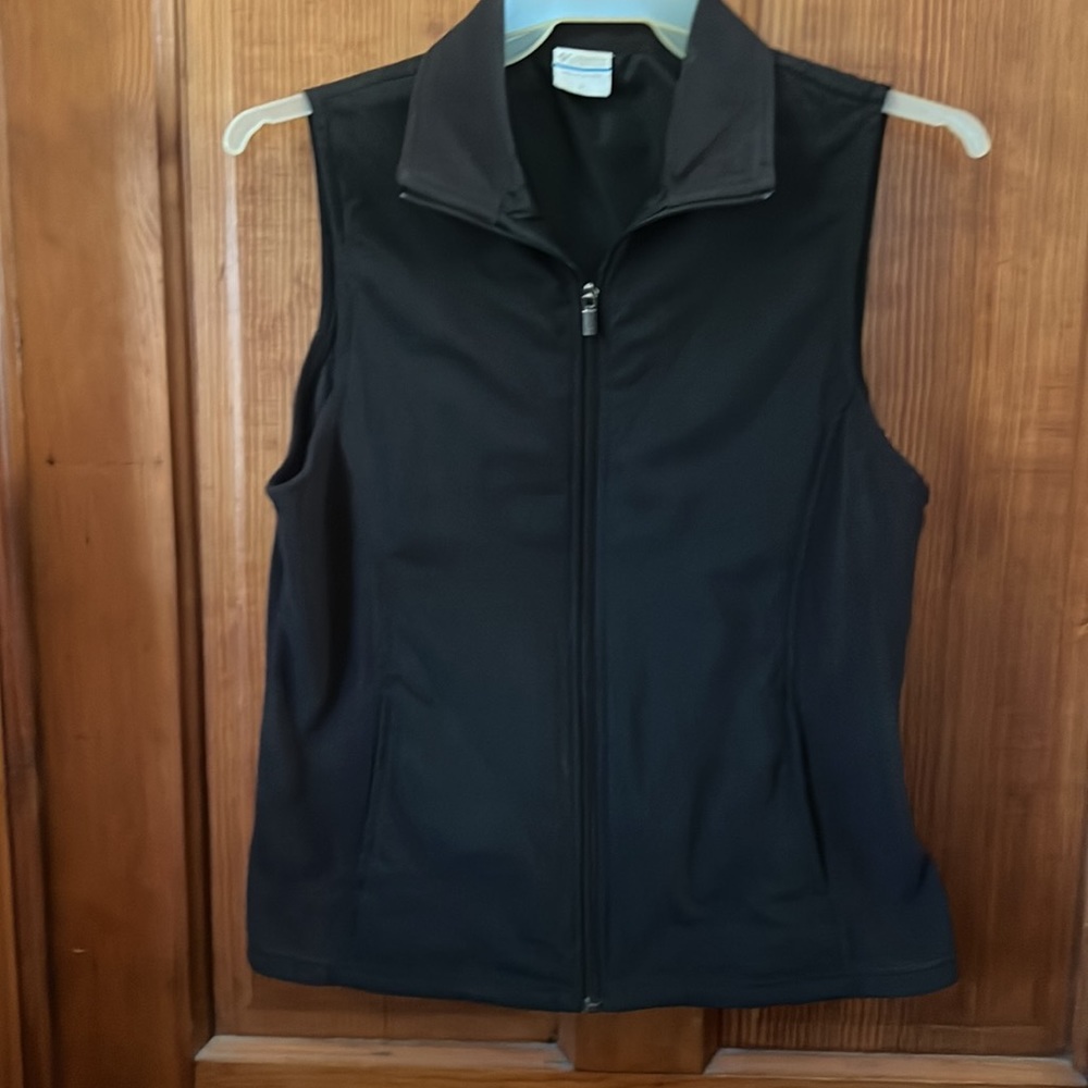 Columbia Women’s Black Vest